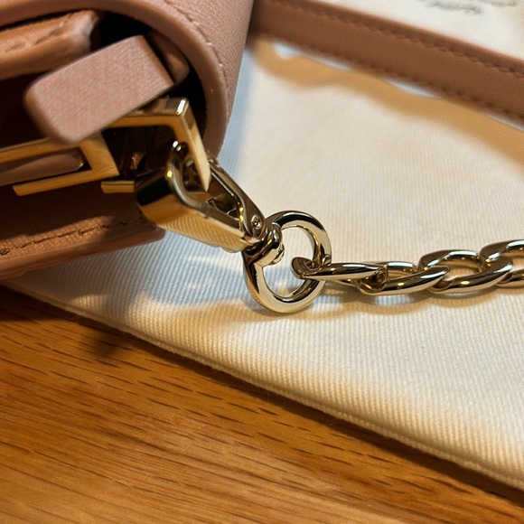 Small Kate spade pink purse - Picture 3 of 7